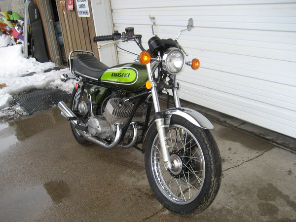 ON HOLD - 1974 Kawasaki KH500 H1 Triple – Sport Wheels Website
